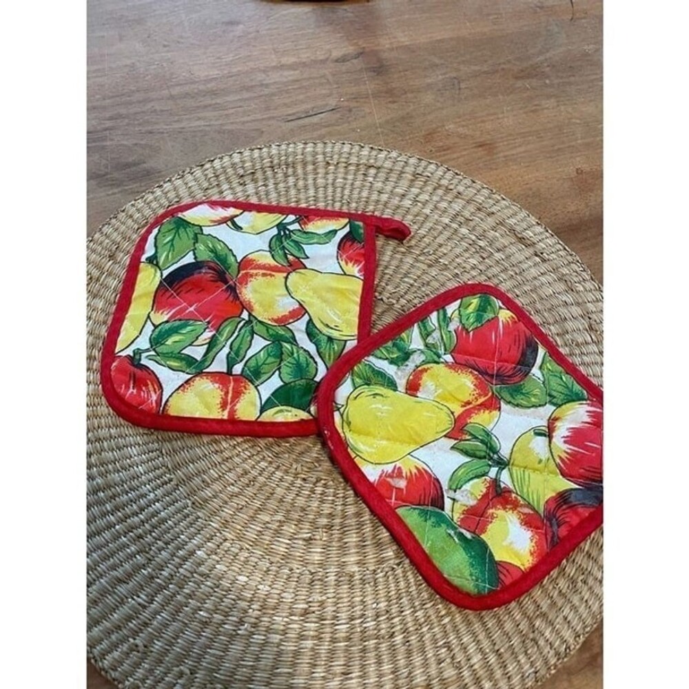 Red Fruit Kitchen Oven Cloths - Picture 6 of 7